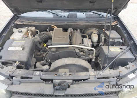 2004 Chevrolet Trailblazer Ls z USA, uszkodzony, nr VIN 1GNDS13S442408159